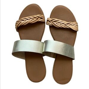 ✨Universal Thread Tan and Gold Women's Slide Sandals 8.5 ☀️